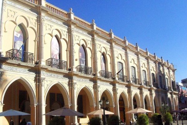 Hotel Colonial (Salta)
